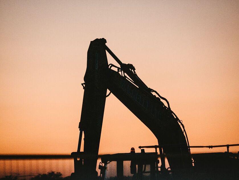 Eerste paal nieuw kindcentrum in Zwijndrecht in de grond