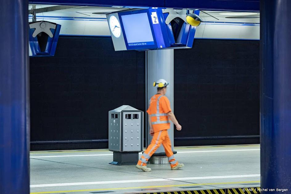 Treinstoring bij Schiphol duurt naar verwachting tot circa 13:45 uur