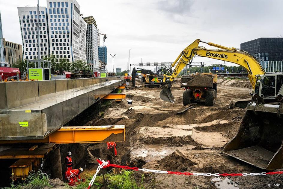 Infrastructuur project met weg in Nederland