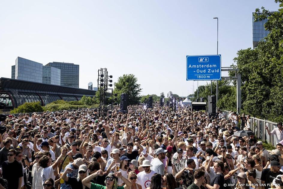 Veel drukte op Festival op de Ring in Amsterdam