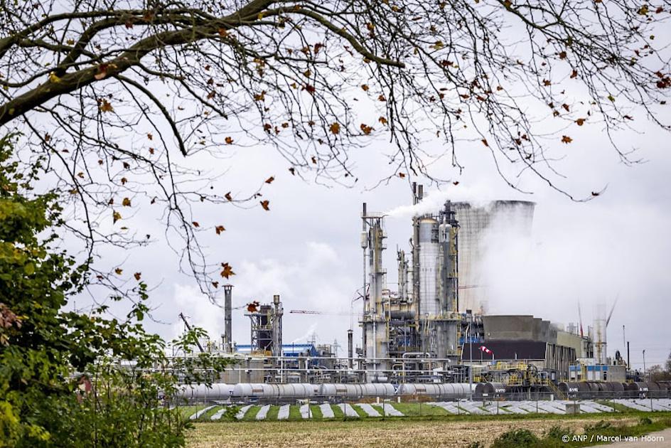 Industriële productie krimpt met ruim 1 procent